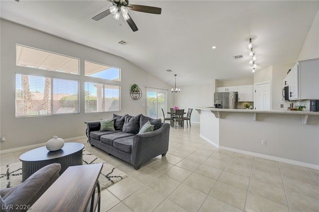 7494 Peaceful Brook Street, Las Vegas, NV 89131