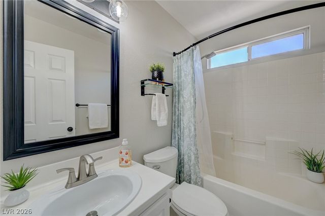 7494 Peaceful Brook Street, Las Vegas, NV 89131