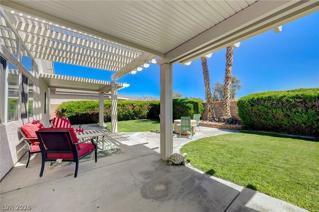 7494 Peaceful Brook Street, Las Vegas, NV 89131