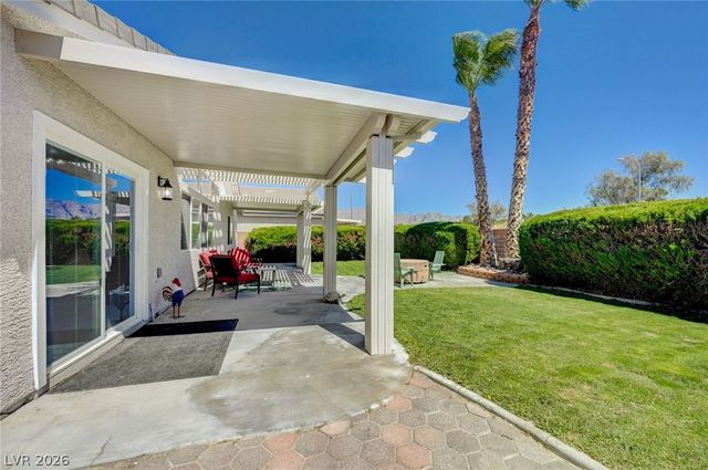 7494 Peaceful Brook Street, Las Vegas, NV 89131