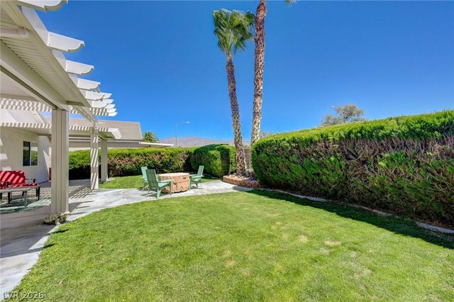 7494 Peaceful Brook Street, Las Vegas, NV 89131