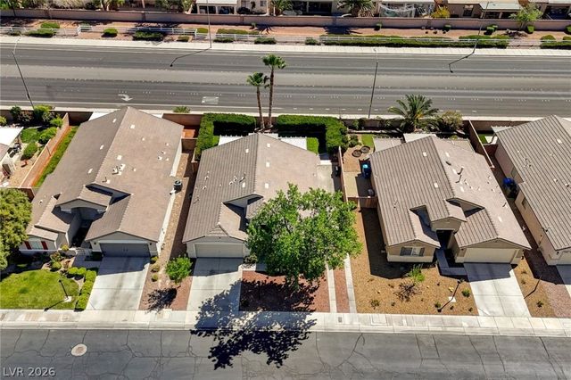 7494 Peaceful Brook Street, Las Vegas, NV 89131