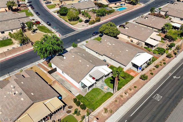 7494 Peaceful Brook Street, Las Vegas, NV 89131