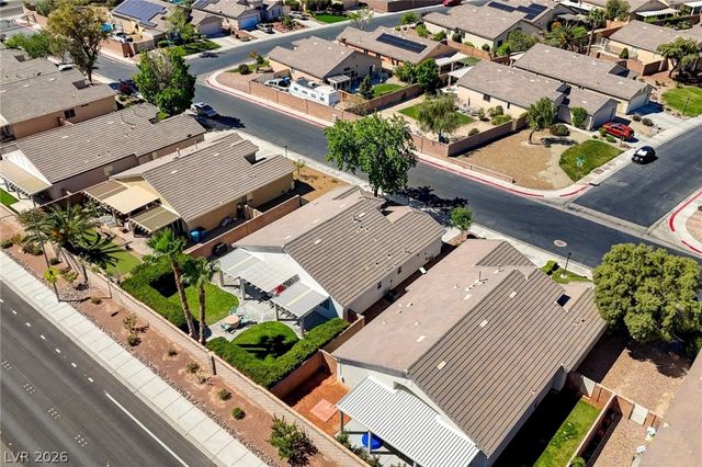 7494 Peaceful Brook Street, Las Vegas, NV 89131