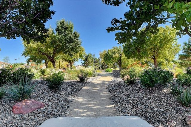 7494 Peaceful Brook Street, Las Vegas, NV 89131