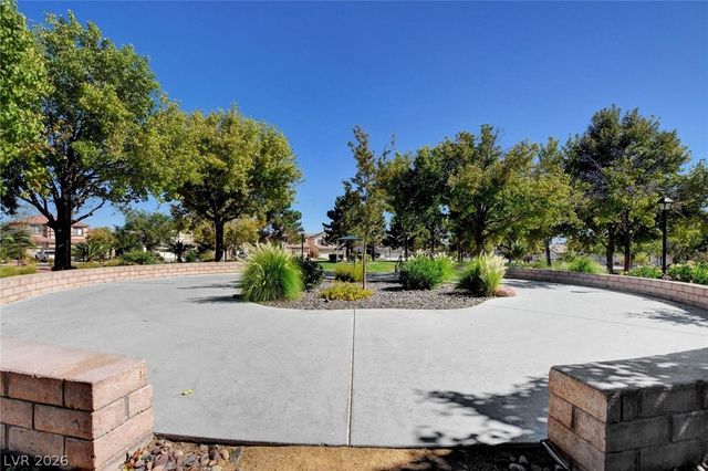7494 Peaceful Brook Street, Las Vegas, NV 89131