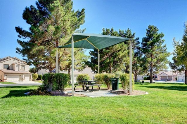 7494 Peaceful Brook Street, Las Vegas, NV 89131