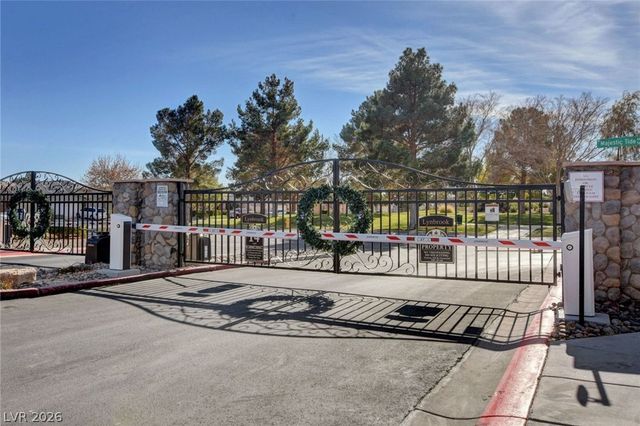 7494 Peaceful Brook Street, Las Vegas, NV 89131