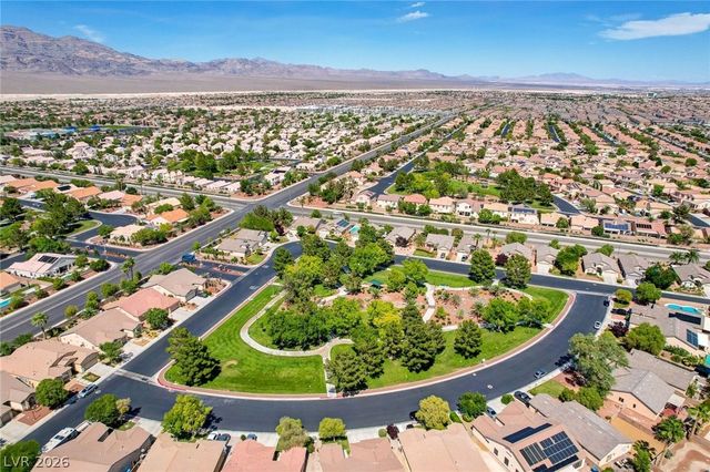 7494 Peaceful Brook Street, Las Vegas, NV 89131