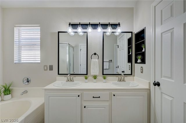 7494 Peaceful Brook Street, Las Vegas, NV 89131