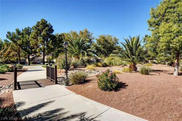 7494 Peaceful Brook Street, Las Vegas, NV 89131