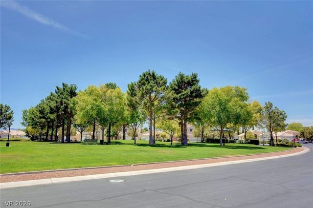 7494 Peaceful Brook Street, Las Vegas, NV 89131