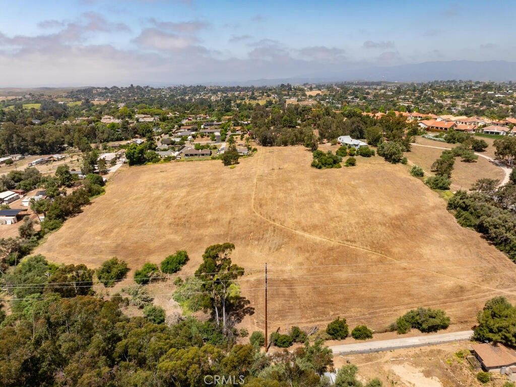 0 McDonald, Fallbrook, CA 92028 — exterior
