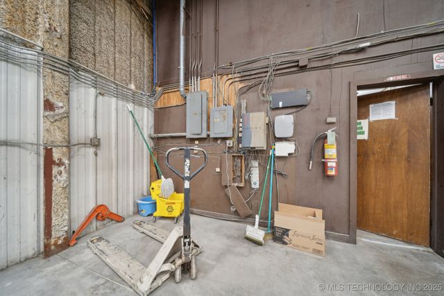 4201 N Wood Drive, Okmulgee, OK 74447