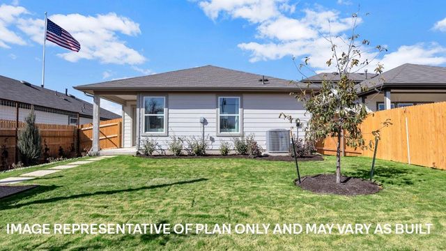568 Glimer LN, Buda, TX 78610