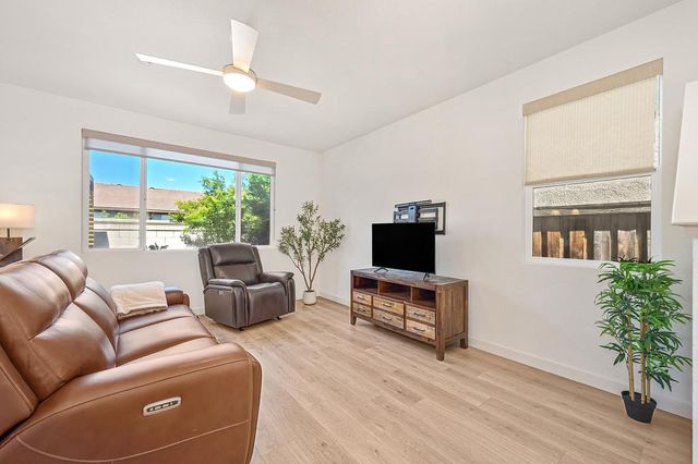 6128 Mehrten Cir, Rocklin, CA 95765