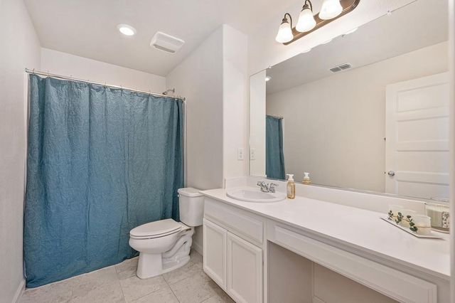 6128 Mehrten Cir, Rocklin, CA 95765