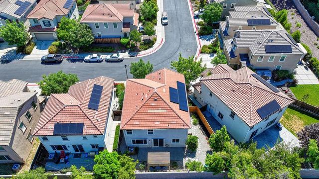6128 Mehrten Cir, Rocklin, CA 95765