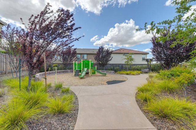 6128 Mehrten Cir, Rocklin, CA 95765