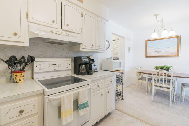 228 Hibiscus Avenue 334, Lauderdale By The Sea, FL 33308