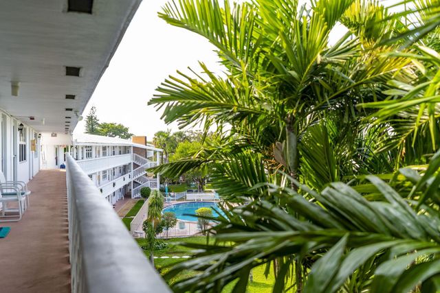 228 Hibiscus Avenue 334, Lauderdale By The Sea, FL 33308