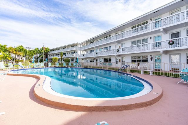 228 Hibiscus Avenue 334, Lauderdale By The Sea, FL 33308