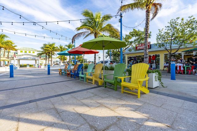 228 Hibiscus Avenue 334, Lauderdale By The Sea, FL 33308