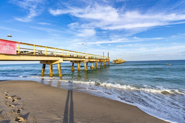 228 Hibiscus Avenue 334, Lauderdale By The Sea, FL 33308