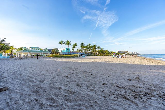 228 Hibiscus Avenue 334, Lauderdale By The Sea, FL 33308