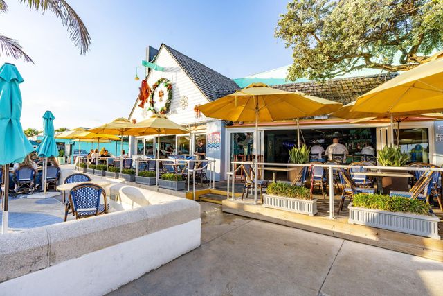 228 Hibiscus Avenue 334, Lauderdale By The Sea, FL 33308