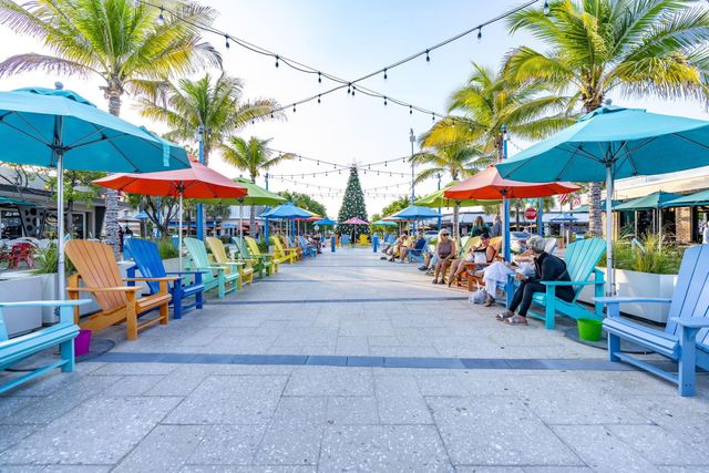 228 Hibiscus Avenue 334, Lauderdale By The Sea, FL 33308