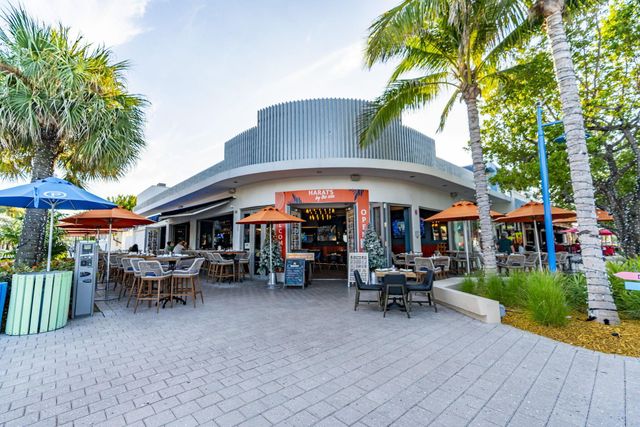 228 Hibiscus Avenue 334, Lauderdale By The Sea, FL 33308