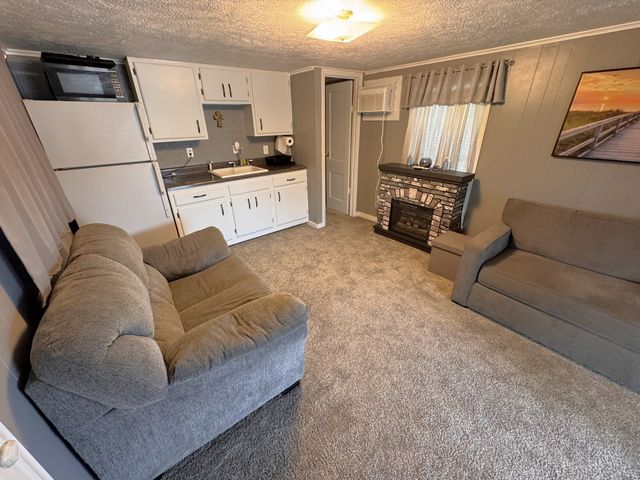 1926 Private Road 3344, Greenville, TX 75402