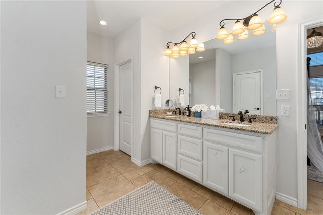 156 Palisade Drive, Gun Barrel City, TX 75156