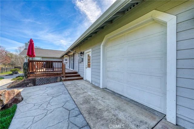 1050 Oak Park, Lakeport, CA 95453