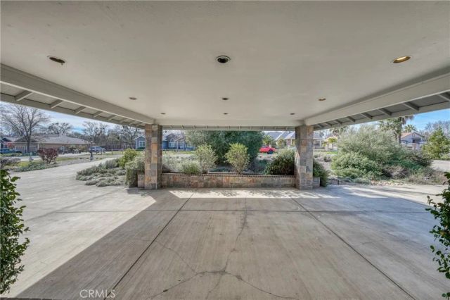 1050 Oak Park, Lakeport, CA 95453