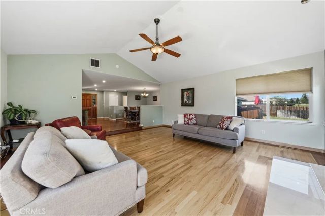 1050 Oak Park, Lakeport, CA 95453