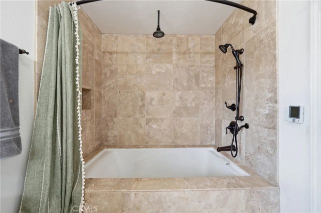 1050 Oak Park, Lakeport, CA 95453