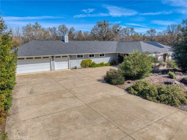 1050 Oak Park, Lakeport, CA 95453