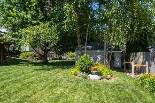 2117 NW Parkridge Drive, Ankeny, IA 50023