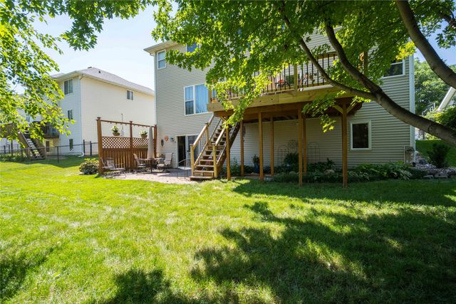 2117 NW Parkridge Drive, Ankeny, IA 50023