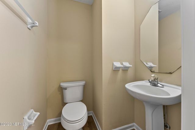 1984 MARY Street, Atlantic Beach, FL 32233