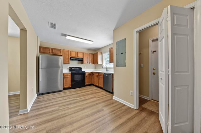 1984 MARY Street, Atlantic Beach, FL 32233