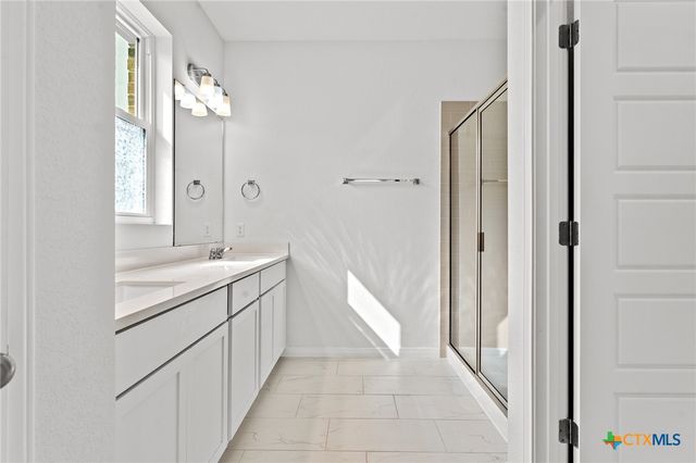 448 Chaste Tree Drive, San Marcos, TX 78666