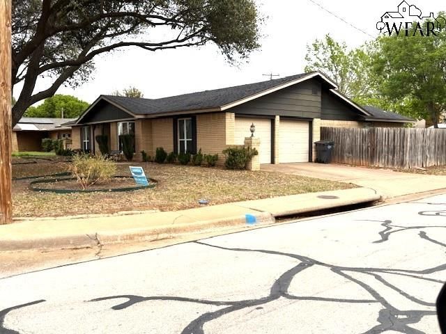 4625 TRAILWOOD DRIVE, Wichita Falls, TX 76310
