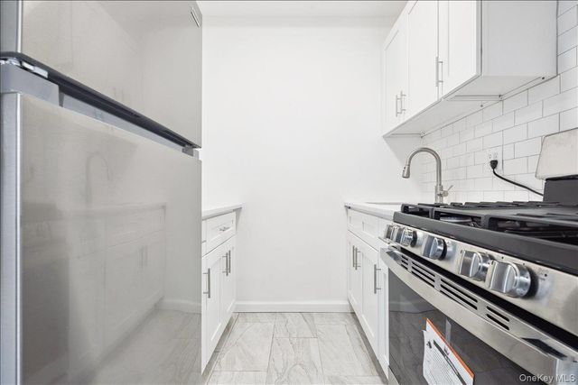 110-45 Queens 312, Forest Hills, NY 11375