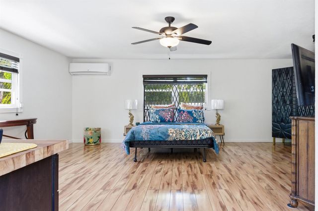 702 S Atlantic Drive, Lantana, FL 33462