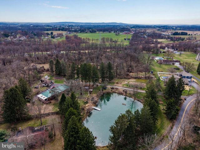 7955 RIDER LN, Hummelstown, PA 17036