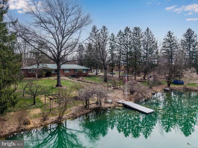 7955 RIDER LN, Hummelstown, PA 17036