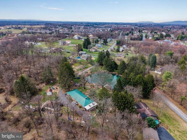 7955 RIDER LN, Hummelstown, PA 17036